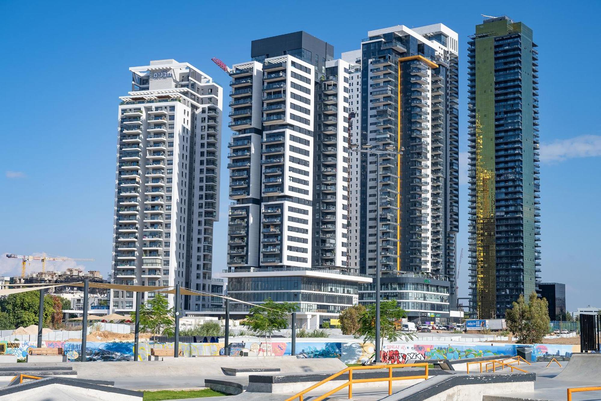 Hi-Yam Seaview Apartments & Suites - יש ממ"ד Bat Yam Exterior photo